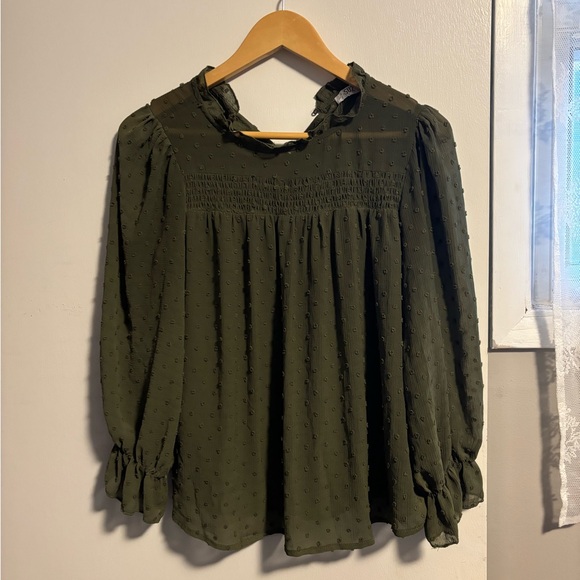 Olive green top - Picture 1 of 1